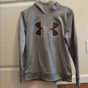 Women’s Under Armour Sweatshirt